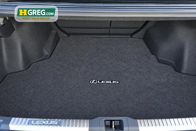 Used 2025 Lexus IS 350 F Sport w/ Accessory Package 2 RWD image 17