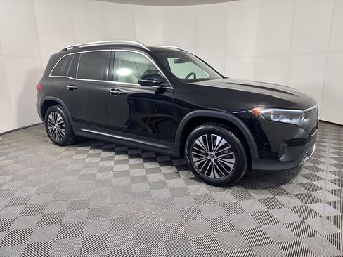 Certified 2025 Mercedes-Benz EQB 300 4MATIC w/ Driver Assistance Package image 5