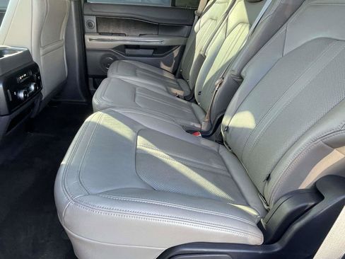 Used 2019 Ford Expedition Limited w/ Equipment Group 302A image 5
