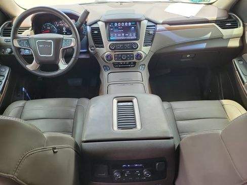 Certified 2019 GMC Yukon Denali w/ Denali Ultimate Package AWD/4WD image 22