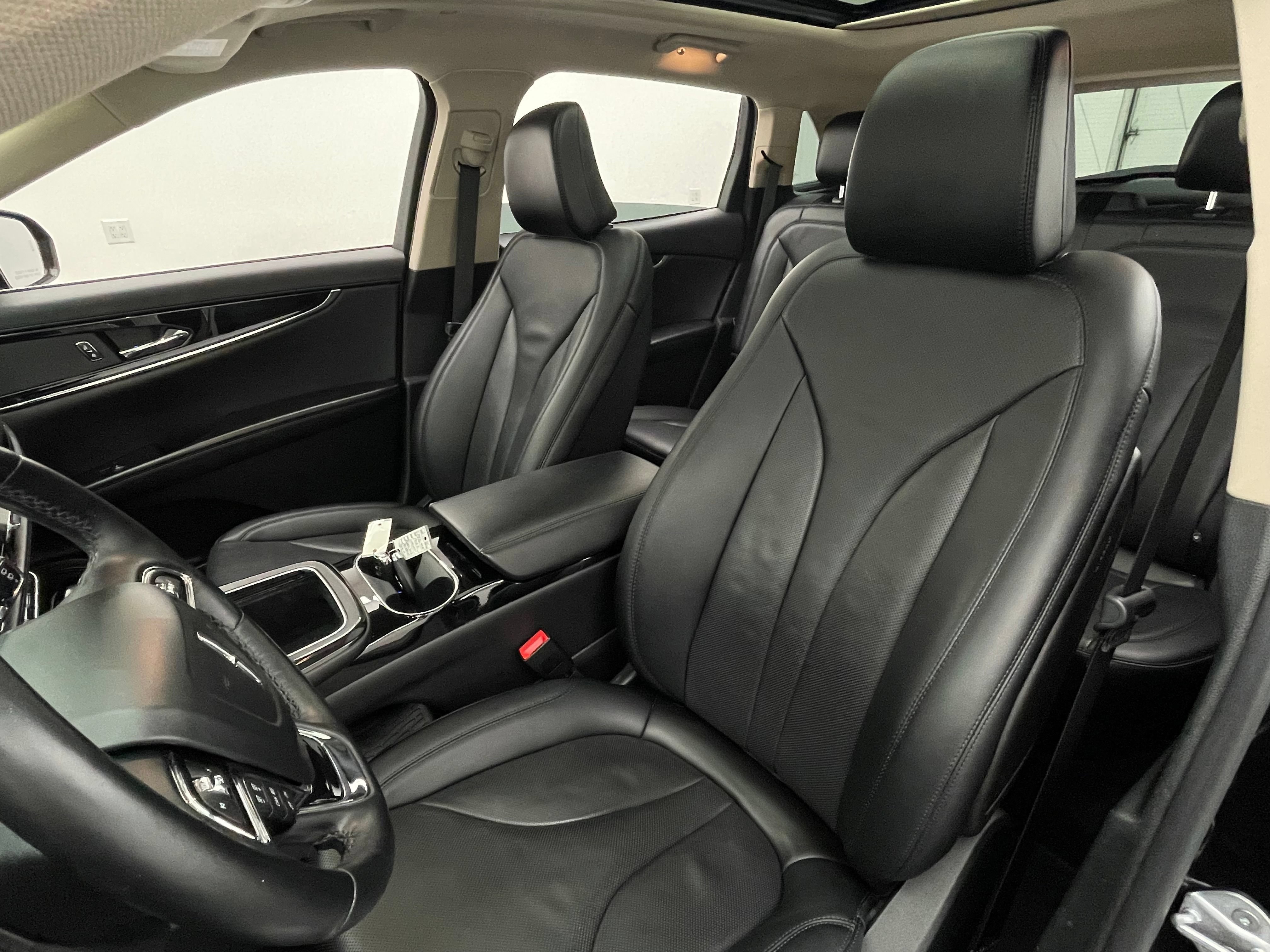 Used 2022 Lincoln Nautilus Reserve FWD image 21