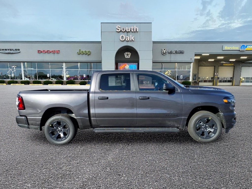 New 2027 RAM 1500 Express AWD/4WD image 2