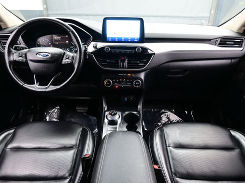 Used 2020 Ford Escape SEL image 18