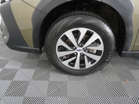 Used 2023 Subaru Outback Premium image 16