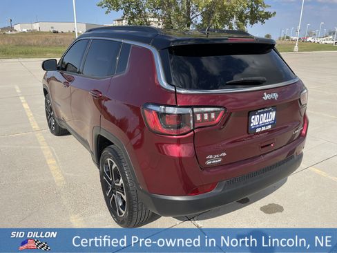 Used 2022 Jeep Compass Limited image 7