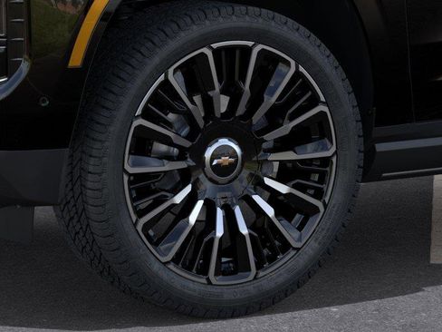 New 2026 Chevrolet Tahoe High Country AWD/4WD image 9