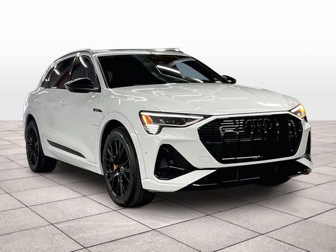Certified 2023 Audi e-tron Chronos w/ Chronos Package AWD/4WD image 2