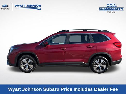 Used 2025 Subaru Ascent Premium AWD/4WD image 4