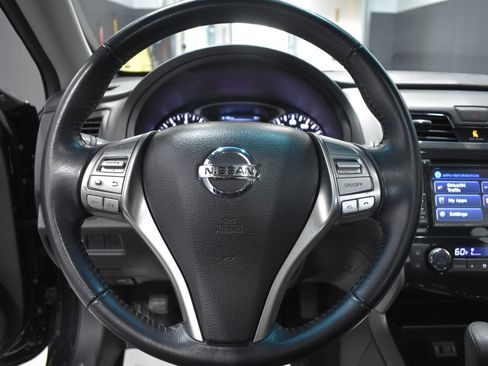 Used 2014 Nissan Altima 2.5 SV w/ Convenience Package image 27
