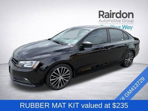 Used 2016 Volkswagen Jetta Sport w/ Lighting Package FWD image 3