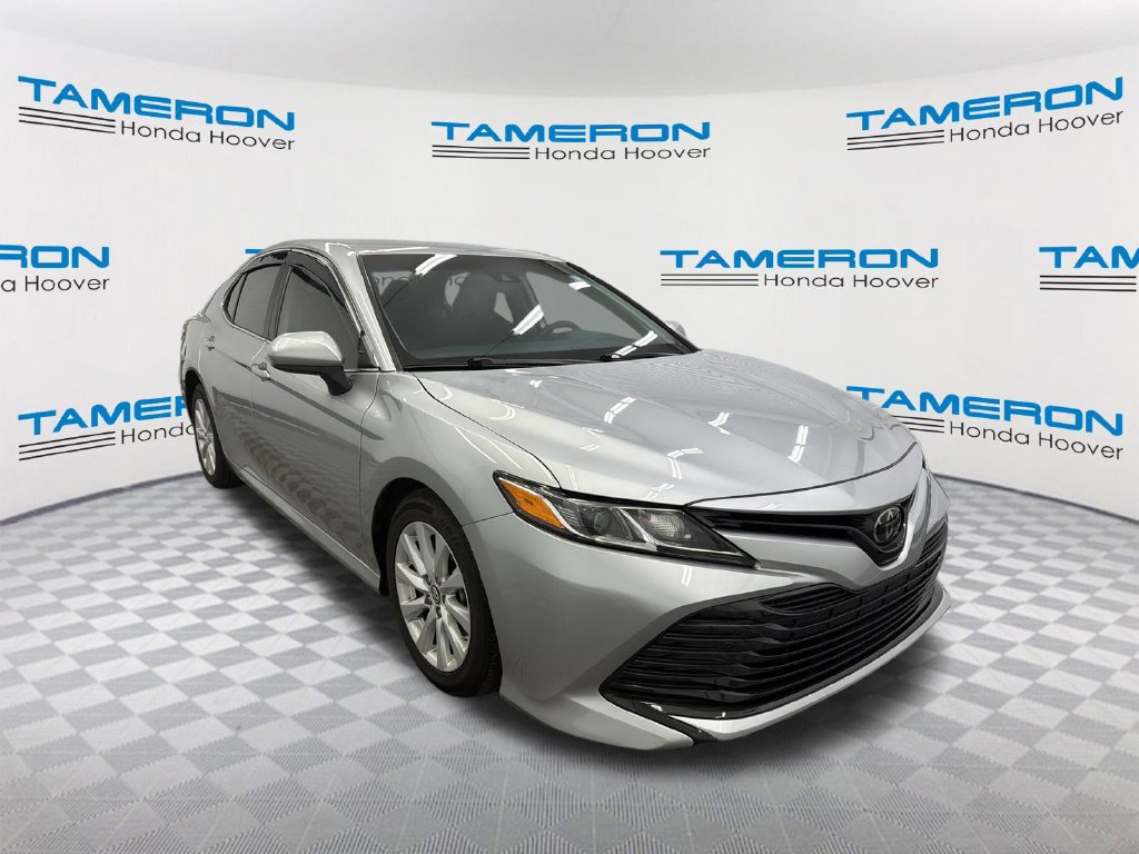 Used 2019 Toyota Camry LE FWD image 7