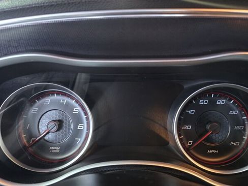 Used 2015 Dodge Charger SXT w/ Plus Group image 12