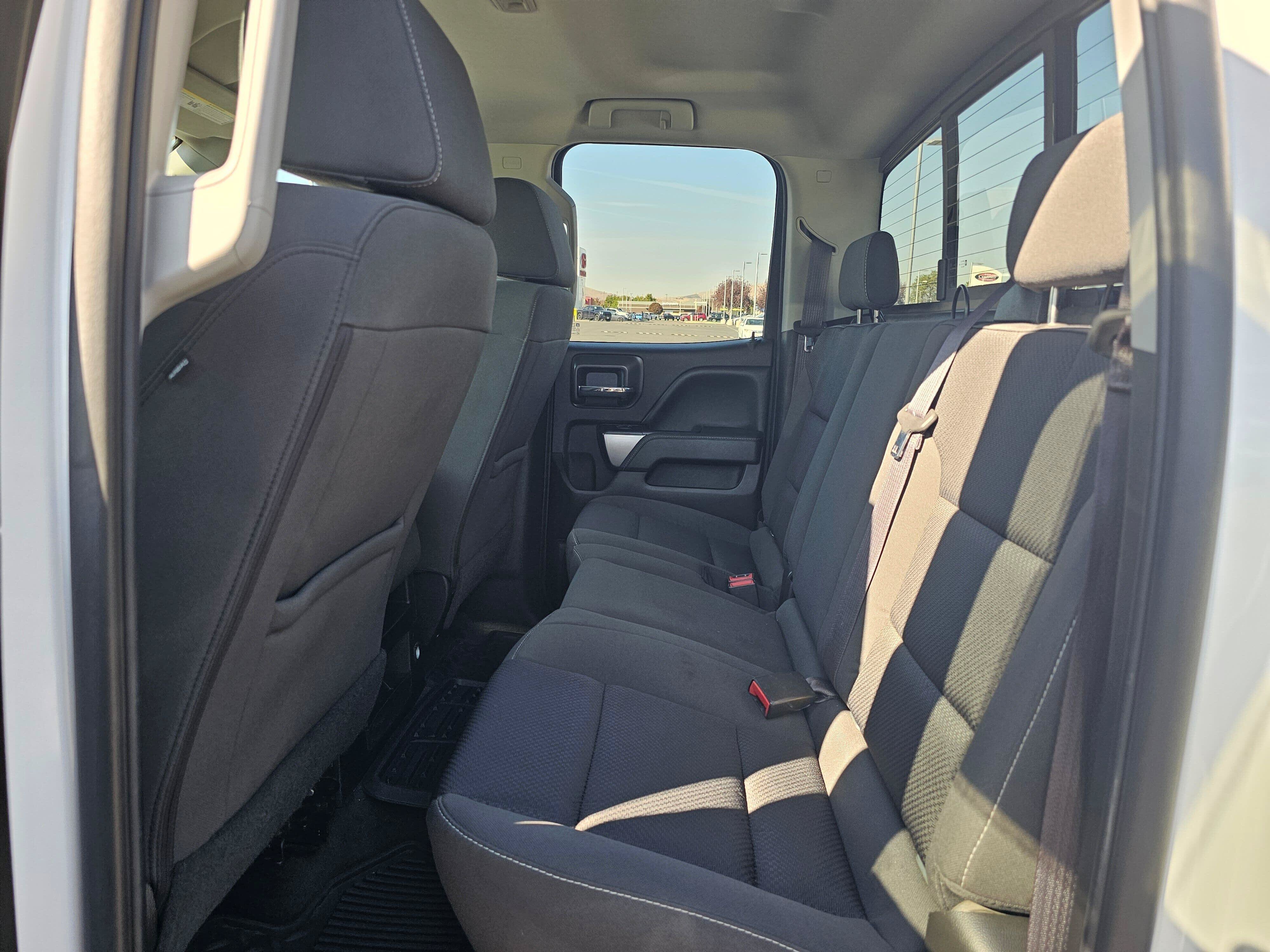 Used 2017 Chevrolet Silverado 1500 LT w/ All Star Edition AWD/4WD image 17