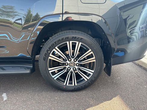 New 2026 Lexus LX 700h Luxury AWD/4WD image 10
