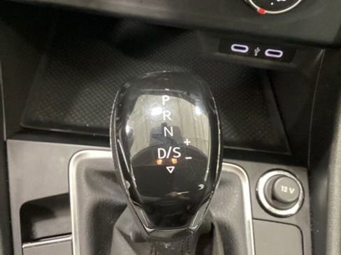 Certified 2023 Volkswagen Jetta S FWD image 16