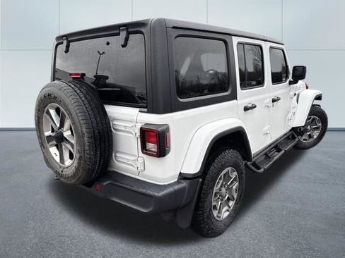 Used 2018 Jeep Wrangler Unlimited Sahara AWD/4WD image 5