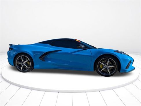 Used 2021 Chevrolet Corvette Stingray Preferred Conv w/ Z51 Performance Package image 3
