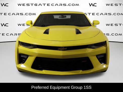 Used 2017 Chevrolet Camaro SS image 2