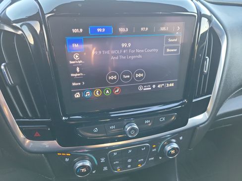 Certified 2023 Chevrolet Traverse Premier w/ LPO, Floor Liner Package image 26