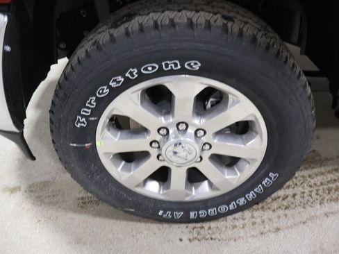 New 2026 RAM 2500 Big Horn AWD/4WD image 7