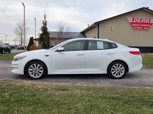 Used 2018 Kia Optima LX w/ 17" Alloy Wheels Package image 24