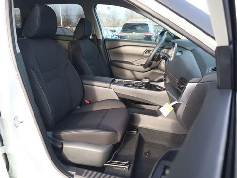 New 2026 Nissan Rogue S image 23