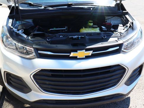 Used 2020 Chevrolet Trax LS w/ Tint and Cruise Package FWD image 55