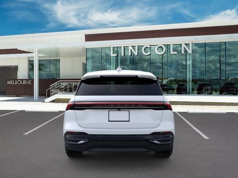 New 2026 Lincoln Nautilus Premier AWD/4WD image 5