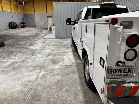 Used 2019 Ford F350 XL RWD image 9