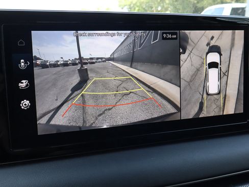 Used 2024 Hyundai Palisade SEL w/ Premium Package image 12