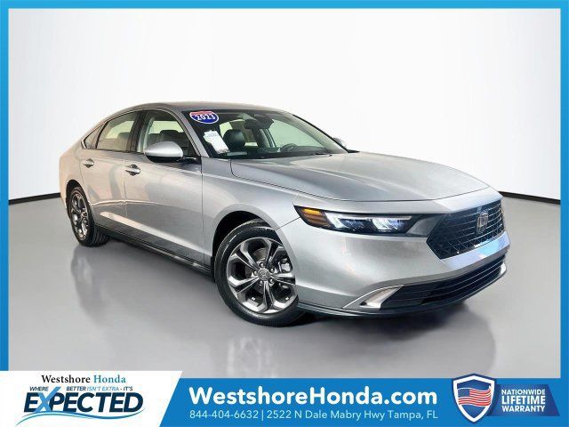 Used 2023 Honda Accord EX image 1