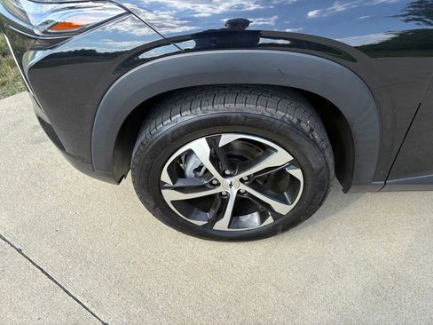 Used 2024 Chevrolet Trax RS w/ Driver Confidence Package FWD image 47