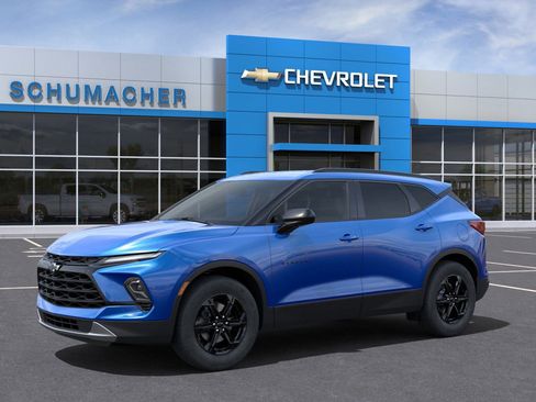 New 2025 Chevrolet Blazer LT w/ Convenience Package image 26