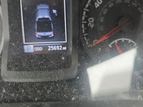 Used 2023 Toyota Tacoma SR AWD/4WD image 16