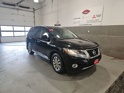 Used 2013 Nissan Pathfinder SL w/ SL Premium Pkg AWD/4WD image 1