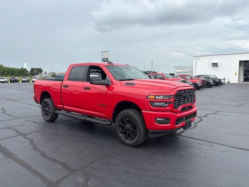 Used 2026 RAM 2500 Big Horn AWD/4WD image 9
