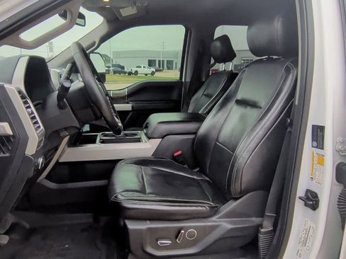 Used 2017 Ford F350 Lariat w/ Chrome Package image 12
