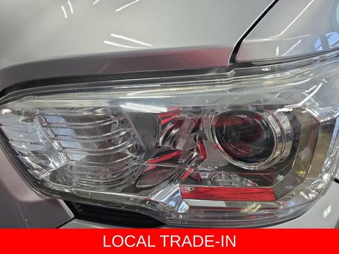 Used 2021 Toyota Tacoma SR5 RWD image 31