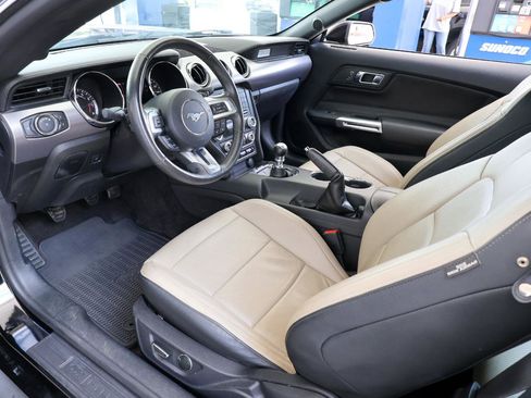 Used 2015 Ford Mustang GT RWD image 15