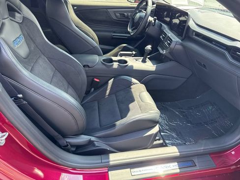 Used 2025 Ford Mustang Dark Horse RWD image 18