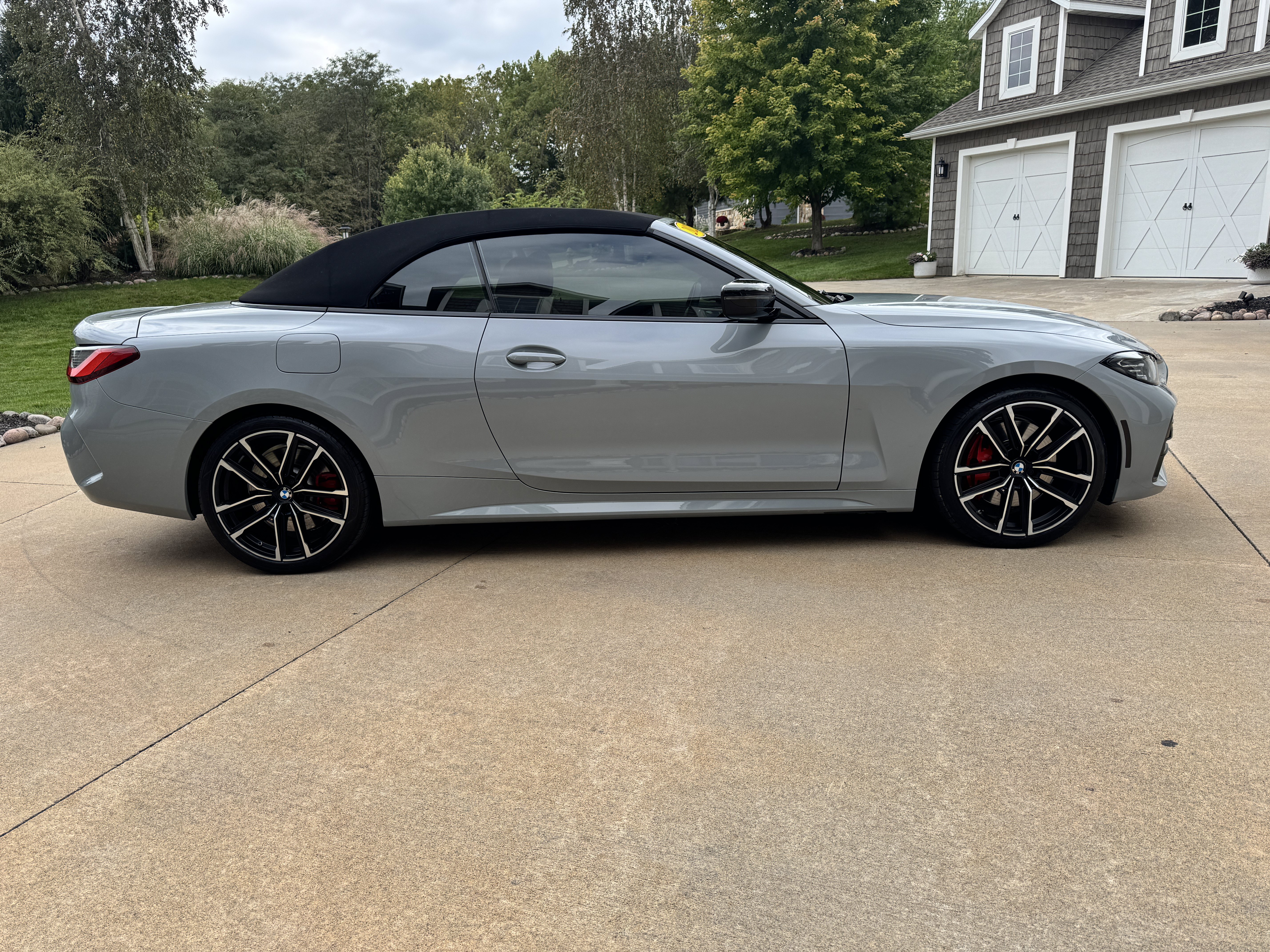 Used 2023 BMW 430i xDrive Convertible w/ M Sport Package AWD/4WD image 7