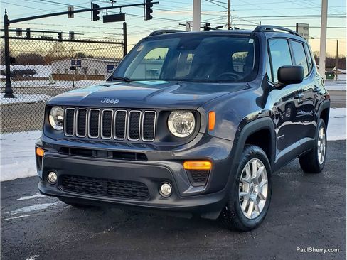 Used 2023 Jeep Renegade Latitude w/ Premium Group image 6