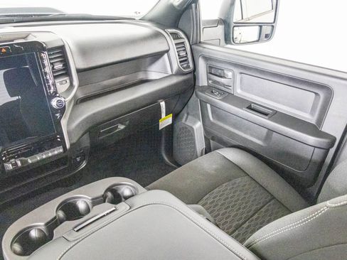 New 2026 RAM 2500 Tradesman image 30