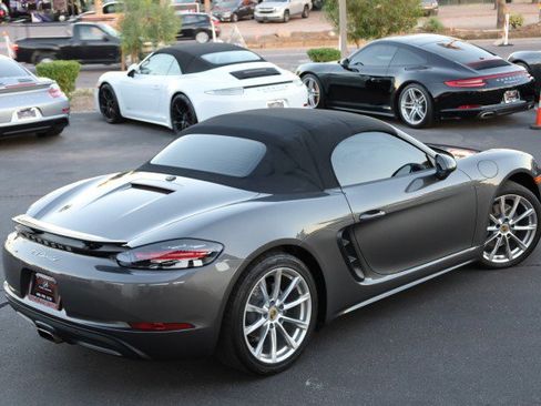 Used 2017 Porsche 718 Boxster image 64