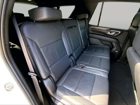 Used 2024 Chevrolet Tahoe LT RWD image 19