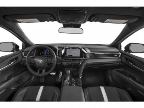 Used 2025 Toyota Camry SE FWD image 10