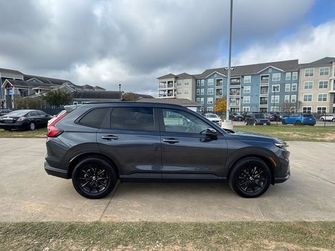 Certified 2026 Honda CR-V Sport image 9