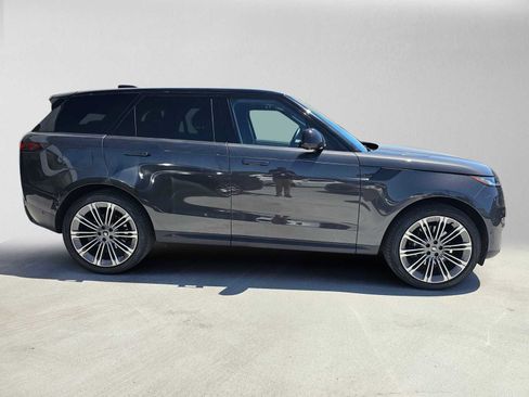 Used 2024 Land Rover Range Rover Sport SE AWD/4WD image 6