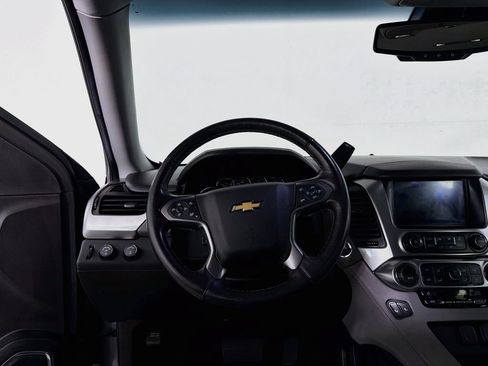 Used 2018 Chevrolet Tahoe LT w/ LT Signature Package AWD/4WD image 20
