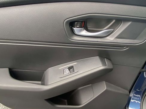 New 2025 Honda Accord SE image 12